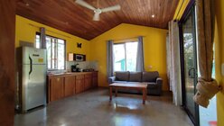 Casa 1 Hab. c/Aire + Piscina + Skate Bowl + Parqueo Cubierto